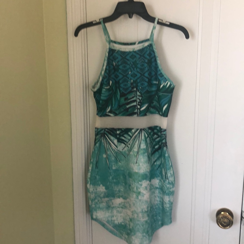 Tropical Printed Mini Dress - Picture 4 of 4